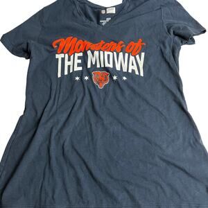 Women's NFL Monster of the Midway V-Neck Navy T-Shirt - Size Small - NWT